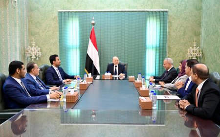 العليمي: مستمرون في توحيد الصف الجمهوري ومعالجة التباينات تحت سقف الدولة