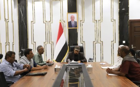 محافظ حضرموت يبحث احتياجات غيل باوزير ويوجّه بدعم المشاريع التنموية