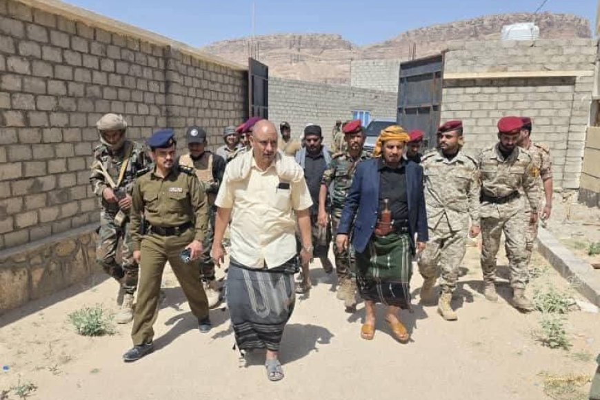 محافظ حضرموت يصل مديرية عمد ويطلع على أوضاعها الخدمية محافظ حضرموت يصل مديرية عمد ويطلع على أوضاعها الخدمية