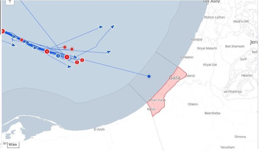 عاجل.. سفينة (ميكينو) تكسر الحصار وتقترب من شواطئ غزة