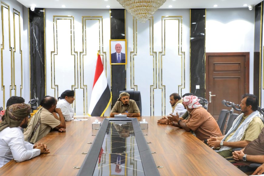 السلطة المحلية بحضرموت تؤكد التزامها بتنظيم الاصطياد وتطبيق القوانين على المخالفين