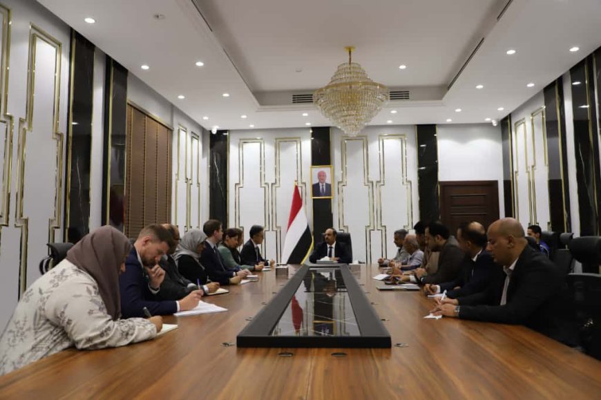 في لقاء بالمكلا.. بن ماضي يبحث مع وفد المبعوث الأممي مستجدات الأوضاع ودعم مسار السلام