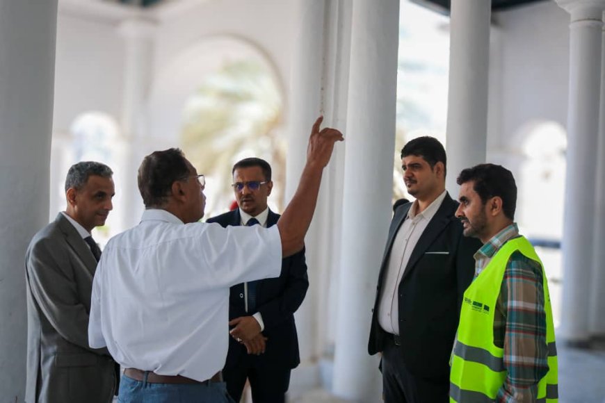 العمقي ومعين محمود يتفقدان قصر المعين بالمكلا تمهيداً لتدشين العمل منه قريباً