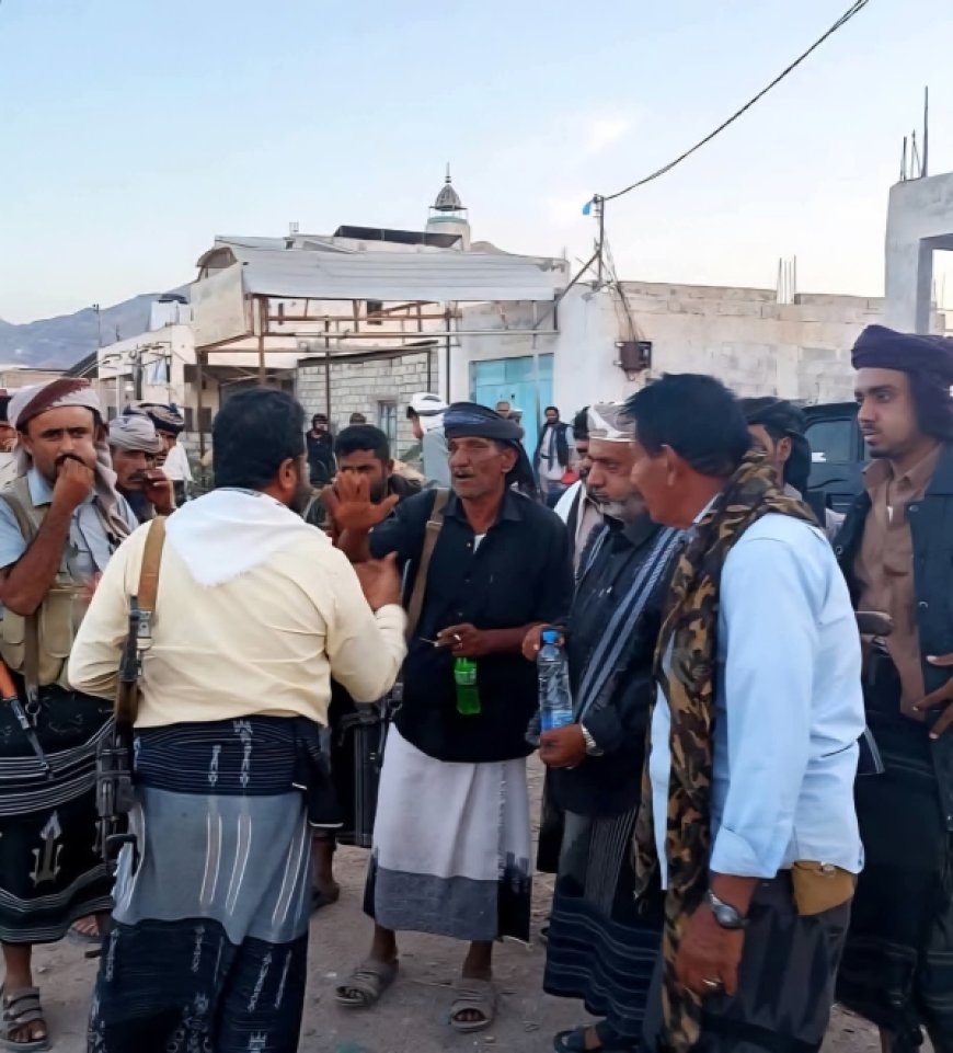 الخط الدولي في شبوة يُفتح مجدداً بعد تدخل وساطة قبلية لإنهاء الأزمة