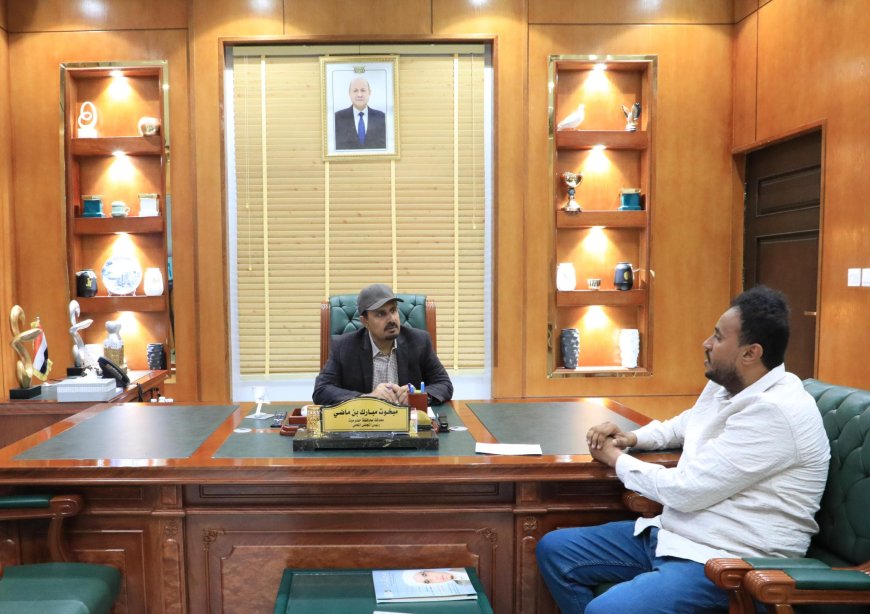 المحافظ بن ماضي يطلع على خطط الطرق الطارئة ويؤكد أهمية دعم مشاريع البنية التحتية في حضرموت