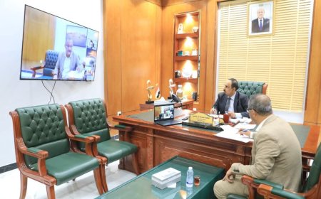 محافظ حضرموت يرفض تقليص مساعدات برنامج الأغذية العالمي ويطالب بإشراك السلطة المحلية في القرار