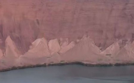 بحيرة غامضة في شبوة.. الحجارة لا تغوص والرصاص لا يخترق الماء.. تفاصيل