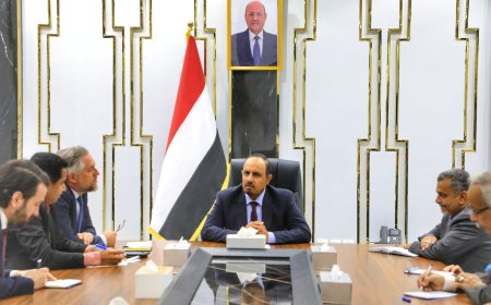 لقاء موسّع في المكلا بين محافظ حضرموت والسفير الأوروبي لبحث فرص الشراكة والتنمية