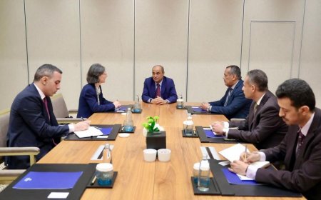 باريس تجدّد دعمها لليمن… والحكومة تتعهد بمواصلة الإصلاح رغم تحديات الحرب