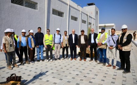 بن ماضي وشنايدر يتفقدان مشروع المخازن الدوائية الاستراتيجي في حضرموت