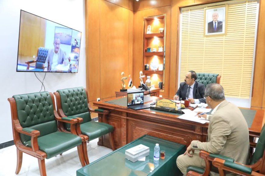 محافظ حضرموت يرفض تقليص مساعدات برنامج الأغذية العالمي ويطالب بإشراك السلطة المحلية في القرار