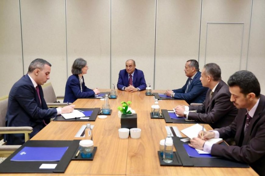 باريس تجدّد دعمها لليمن… والحكومة تتعهد بمواصلة الإصلاح رغم تحديات الحرب