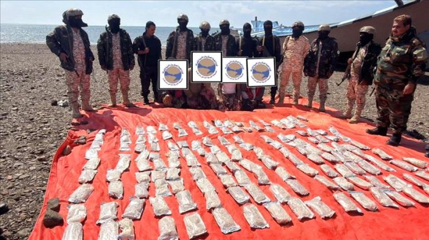 مطاردة بحرية تُحبط تهريب 600 ألف قرص كبتاجون وتوقيف أربعة مهربين