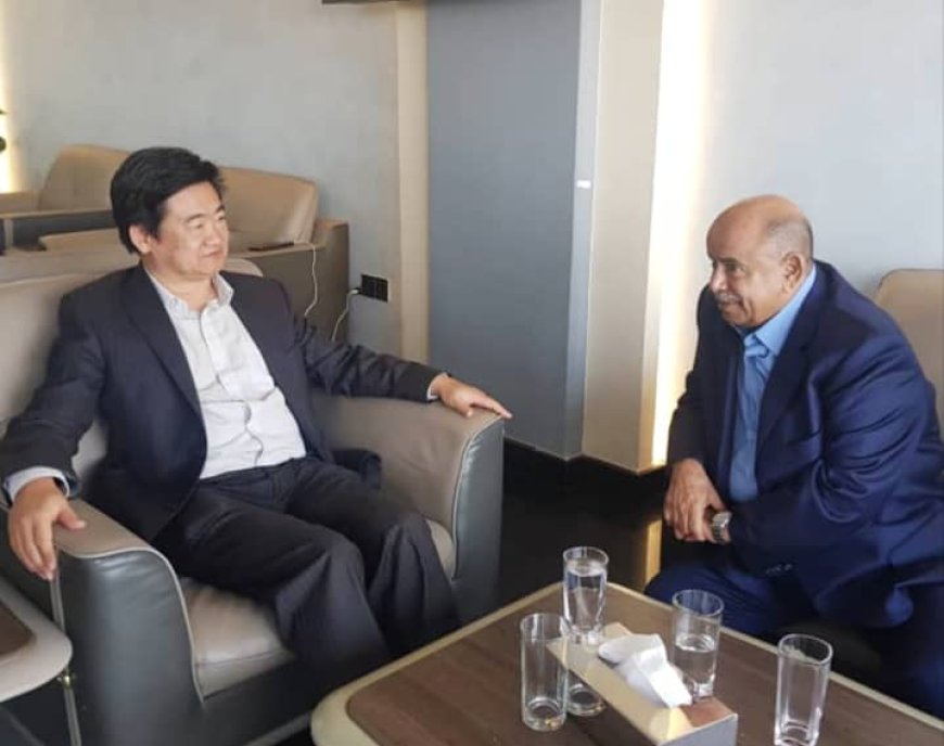 الخنبشي يؤكد أهمية الاستقرار في حضرموت لاستقطاب الاستثمارات الصينية