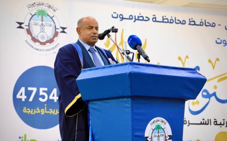 محافظ حضرموت يوجّه رسالة طمأنة: الأوضاع ستعود إلى طبيعتها