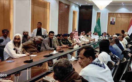 وفد سعودي رفيع يعقد اجتماعاً عاجلاً مع قيادات السلطة المحلية والقبلية في حضرموت