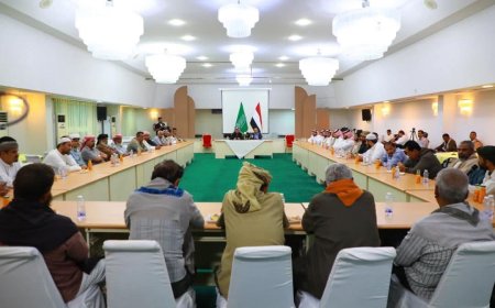 في لقاء واسع بالمكلا.. رسائل سعودية جديدة لتهدئة الأوضاع وترسيخ الأمن في حضرموت