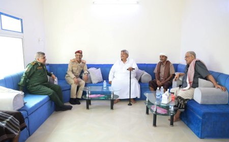 بارجاش يعزّي الأستاذ عوض حاتم في وفاة ابنته الدكتورة إيمان