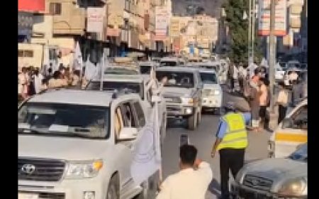 حشود شعبية تستقبل الشيخ عمرو بن حبريش في المكلا