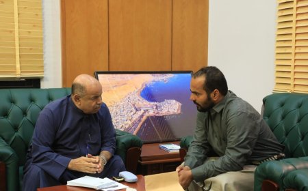 الخنبشي يطلع على الوضع الأمني لمطار الريان الدولي.. تفاصيل