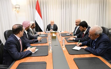 مجلس القيادة الرئاسي يعتمد حزمة قرارات لإدارة أولويات المرحلة الراهنة