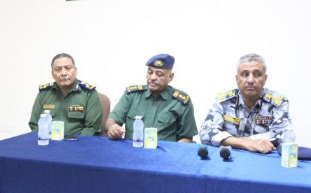 الجابري يعقد لقاء موسعاً بالقيادات والضباط لوضع الخطة الأمنية خلال المرحلة المقبلة