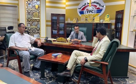 الجيلاني يتفقد الانضباط الوظيفي وسير العمل بعدد من المكاتب الخدمية بساحل حضرموت