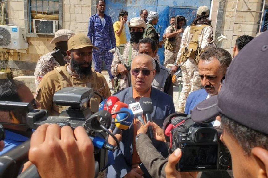 زيارة تفقدية لرئيس محكمة الاستئناف لمتابعة إعادة تفعيل العمل القضائي بالمكلا زيارة تفقدية لرئيس محكمة الاستئناف لمتابعة إعادة تفعيل العمل القضائي بالمكلا