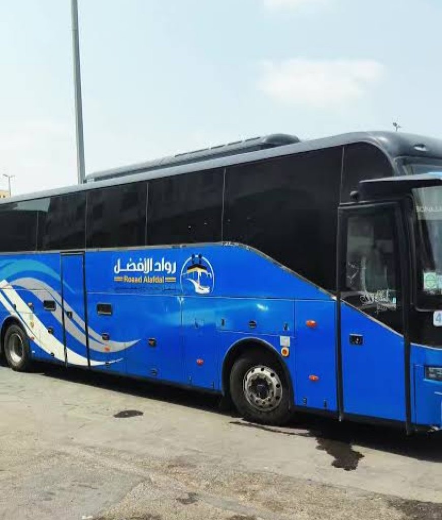 إهمال شركة رواد الأفضل للنقل يتسبب في تأخير الركاب لأكثر من ثلاث ساعات في المنفذ
