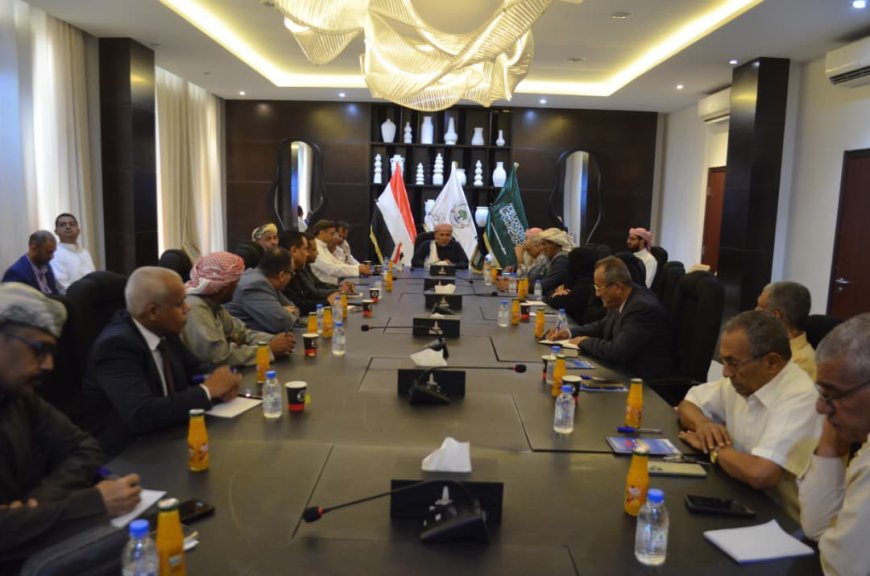 الاجتماع الأول لهيئة رئاسة مجلس حضرموت الوطني بمدينة المكلا.. تفاصيل