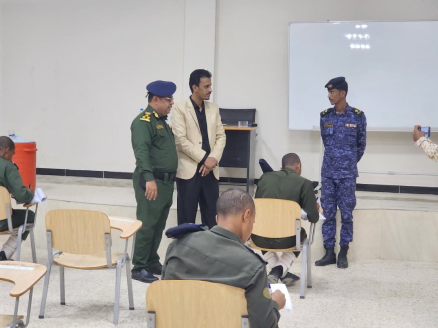 حضرموت.. تدشين امتحانات الفصل الدراسي الأول بكلية الشرطة للعام الأكاديمي 2025–2026م