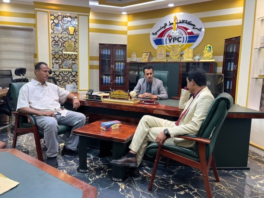 الجيلاني يتفقد الانضباط الوظيفي وسير العمل بعدد من المكاتب الخدمية بساحل حضرموت