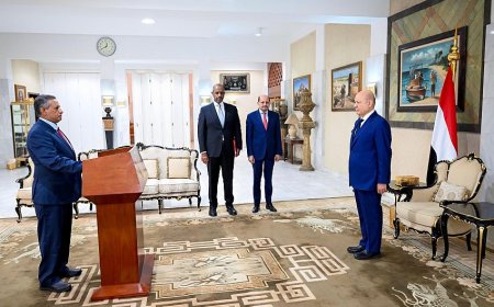 وزير التعليم العالي يؤدي اليمين الدستورية أمام رئيس مجلس القيادة الرئاسي