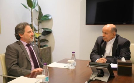 الخنبشي يبحث مع المعهد الديمقراطي جهود تعزيز مسارات التنمية وبناء القدرات