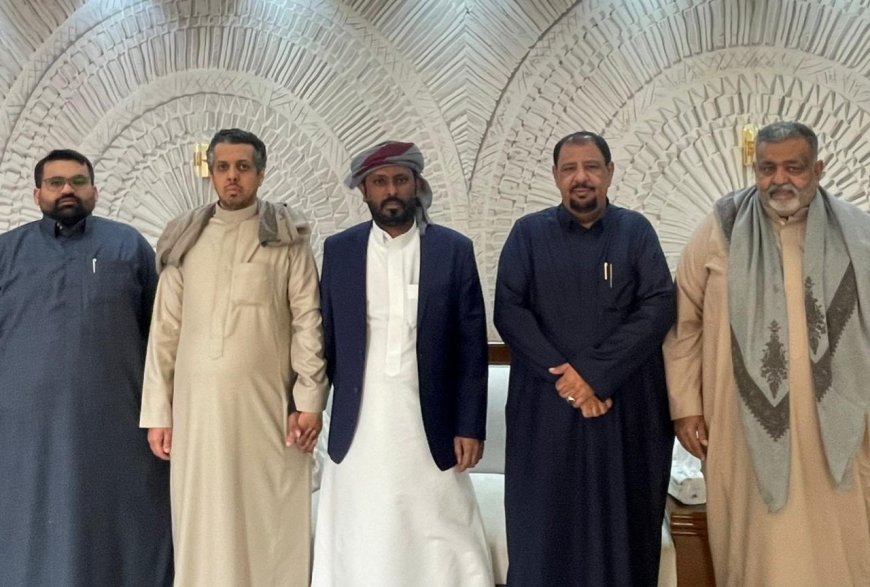 بن حبريش يلتقي مشايخ ووجهاء قبيلة آل بطاطي في الرياض