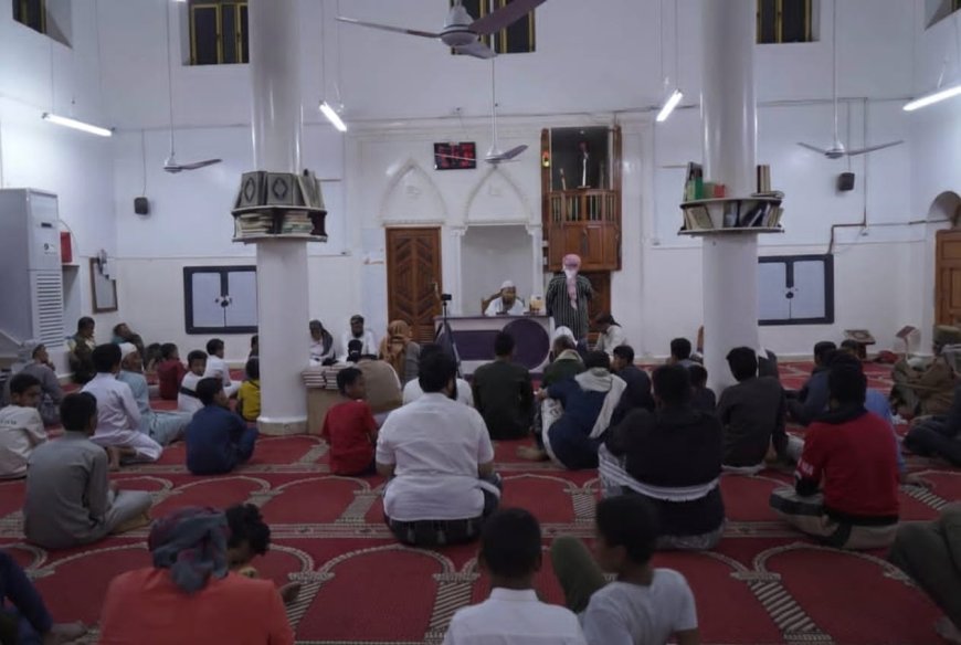 لقاء دعوي وإفتائي للشيخ صالح باكرمان بسيدة بتنظيم مؤسسة وادي دوعن للتنمية