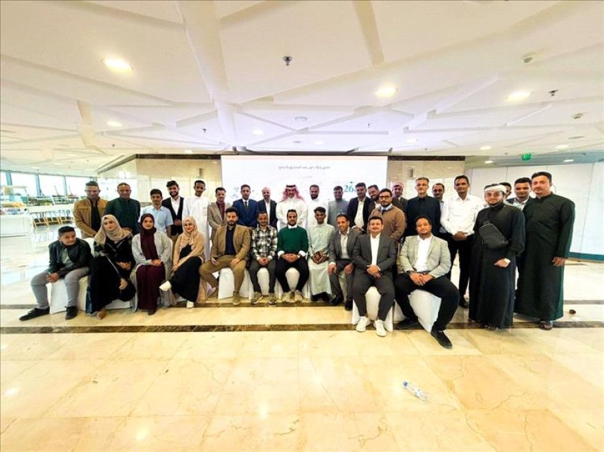 آل جابر يلتقي وفد قناة «الجنوب اليوم» في الرياض ويشيد بالشراكة الإعلامية