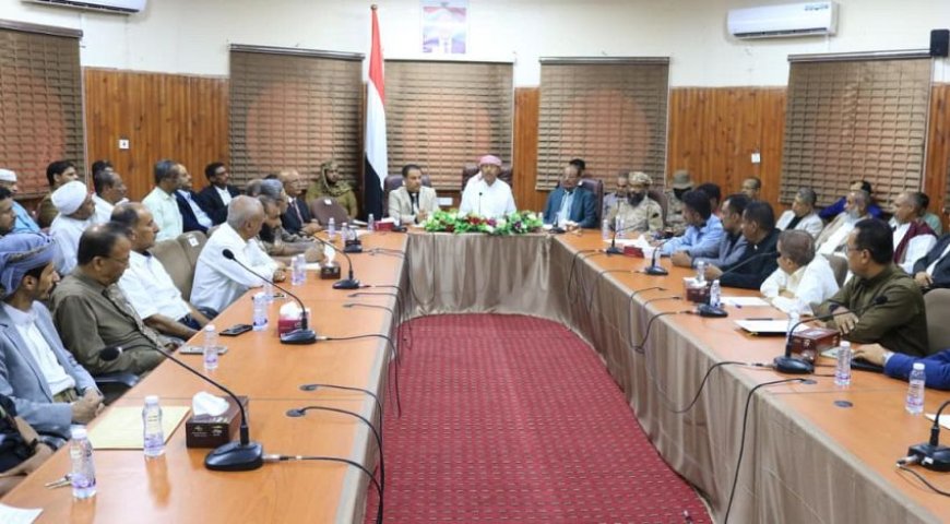 تنفيذي وادي حضرموت يناقش استعدادات القطاعات الخدمية والأمنية لشهر رمضان المبارك