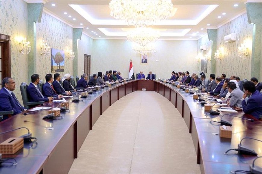 من عدن.. الصبيحي يؤكد ضرورة تواجد الحكومة ميدانياً إلى جانب المواطنين