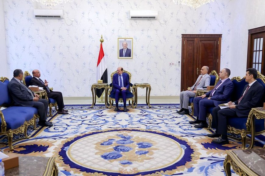 رئيس الوزراء يصدر توجيهاً ببدء تسليم المرتبات ابتداءً من الأحد القادم