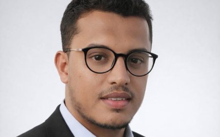 وداعاً ملك القوافي حسن باقديم 