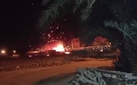 إخماد حريق اندلع في محل خردة بمنطقة الخيام بمديرية سيئون