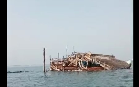 انقلاب قارب محمل بالمواشي قبالة سواحل رأس العارة في لحج