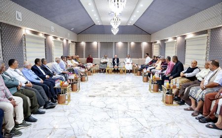 الزنداني يشدد على دور المنتديات الثقافية في تعزيز الوعي وإسناد الإصلاحات