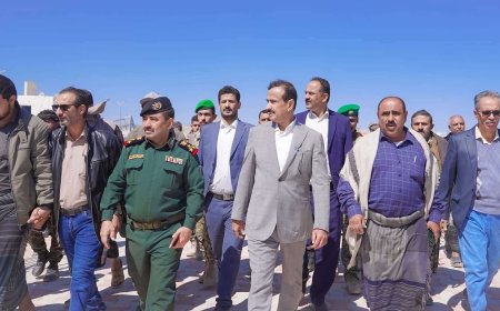 محافظ شبوة يصل إلى عتق قادماً من الرياض