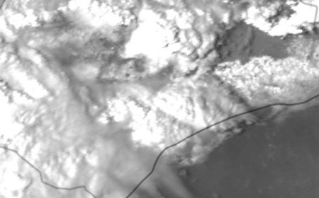 الجيلاني يوجه مديري عموم المديريات بمتابعة تأثيرات المنخفض الجوي والأحوال الجوية غير المستقرة