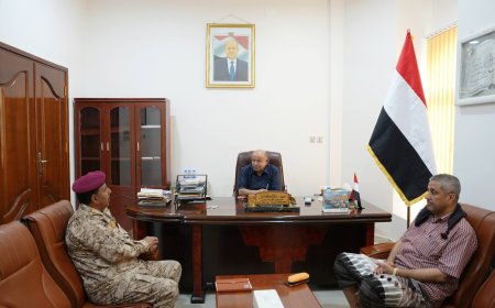 الخنبشي يوجه برفع الجاهزية القتالية في حضرموت.. ماذا يحدث؟