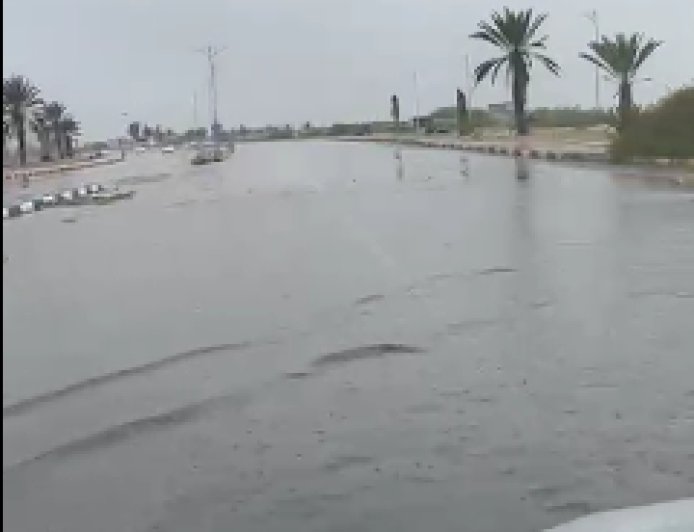 المنخفض الجوي يواصل تأثيره.. أمطار خفيفة تتحول إلى غزيرة مرتقبة