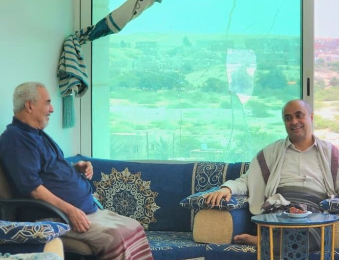 سالم بن بريك يزور الشيخ عبدالملك بن مالك في منطقة الحدبة