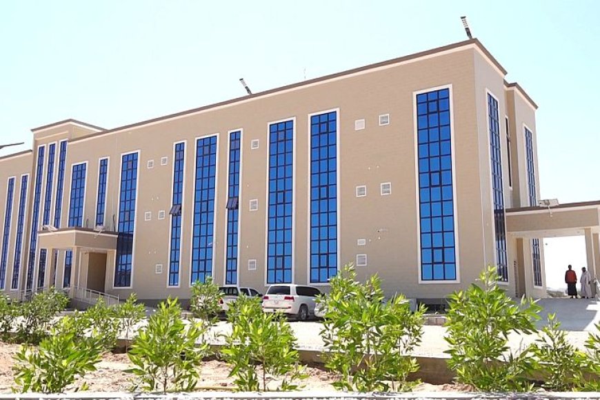 الوكيل بارباع يطلع على استعدادات افتتاح مستشفى المدينة الخيري الوكيل بارباع يطلع على استعدادات افتتاح مستشفى المدينة الخيري